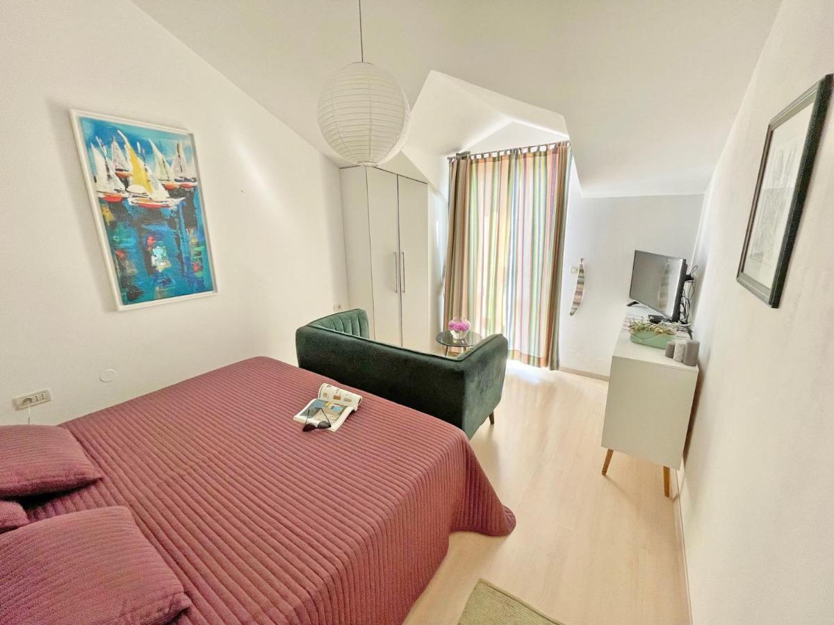 מליני Studio Apartments Andrijana מראה חיצוני תמונה