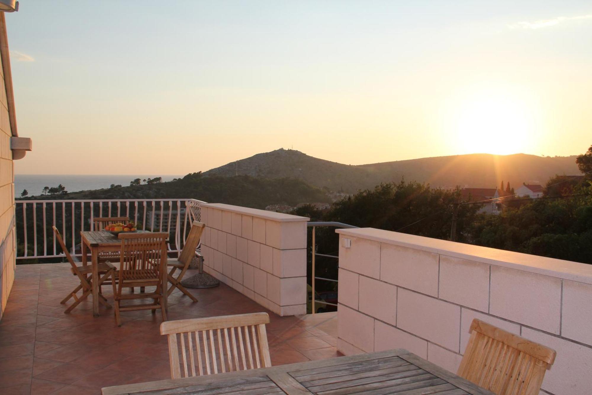 מליני Studio Apartments Andrijana מראה חיצוני תמונה